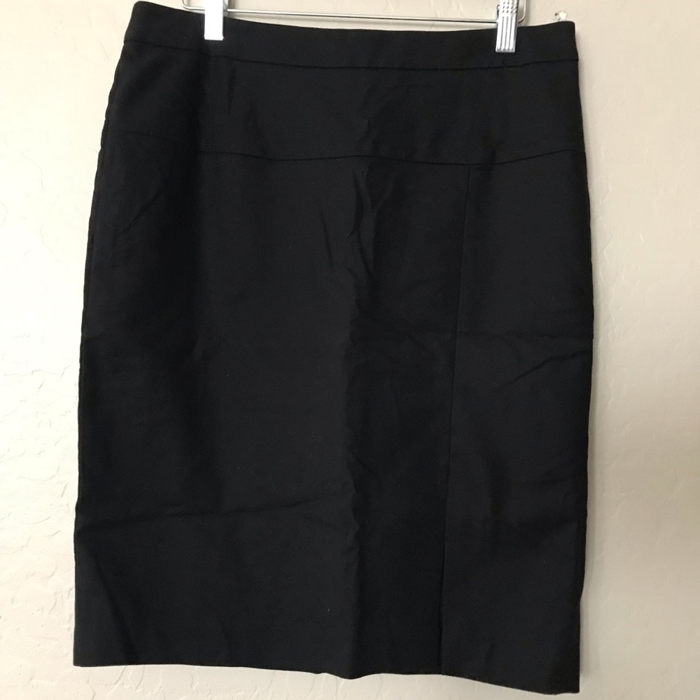 Black pencil skirt